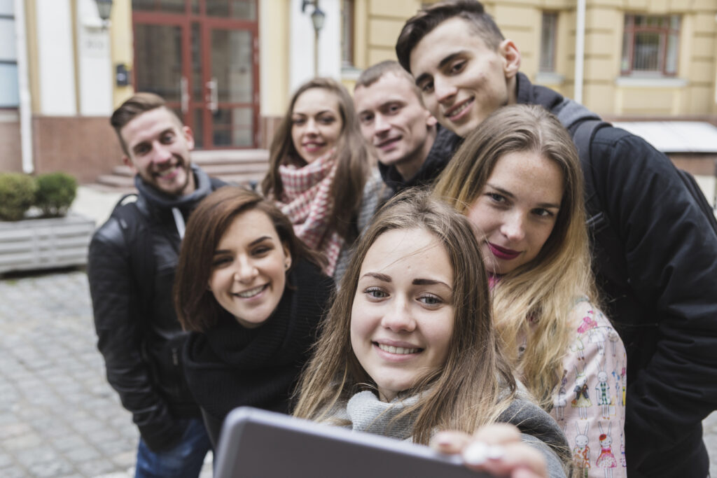 Le « Top-Up Degree » au Royaume-Uni : Complétez Votre Parcours vers une Licence Britannique